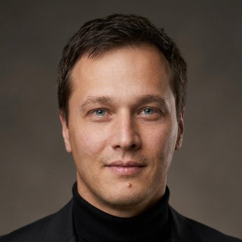 Дмитрий Олейников
